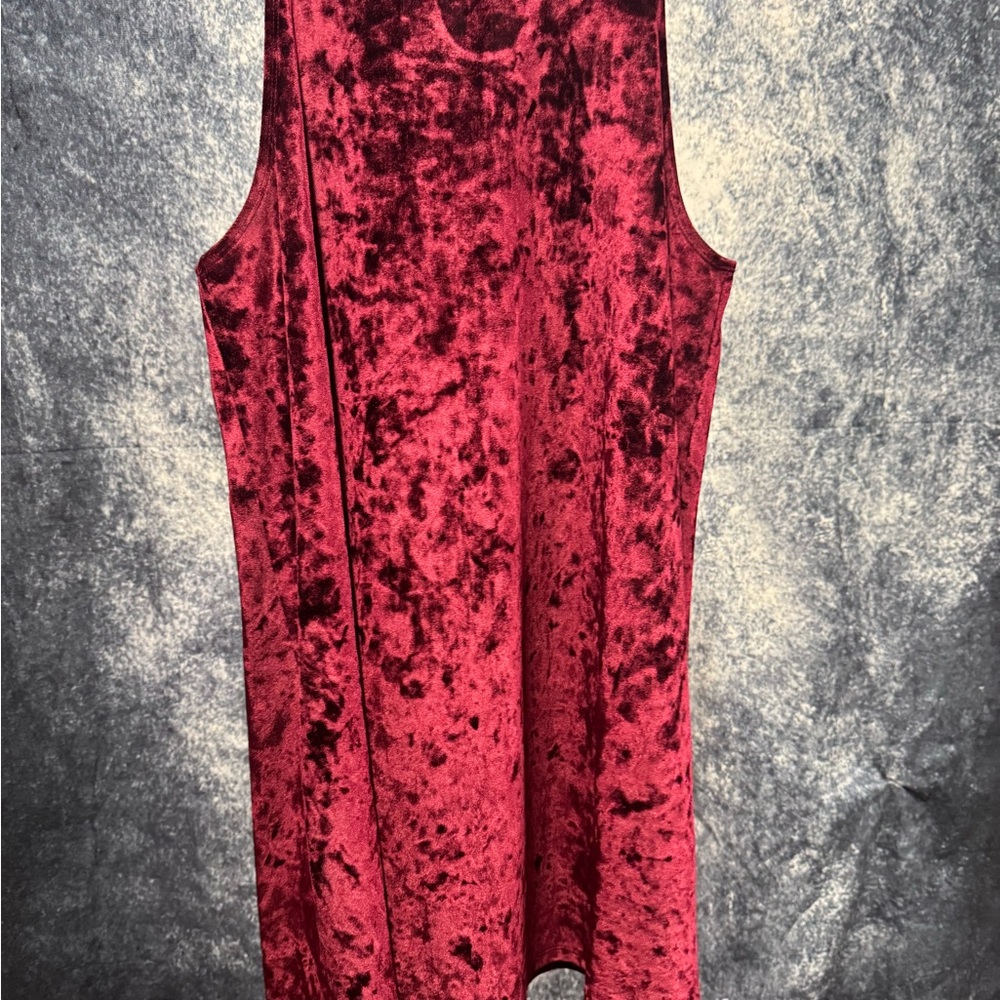 Pre-Owned Red Velvet Sleeveless Dress